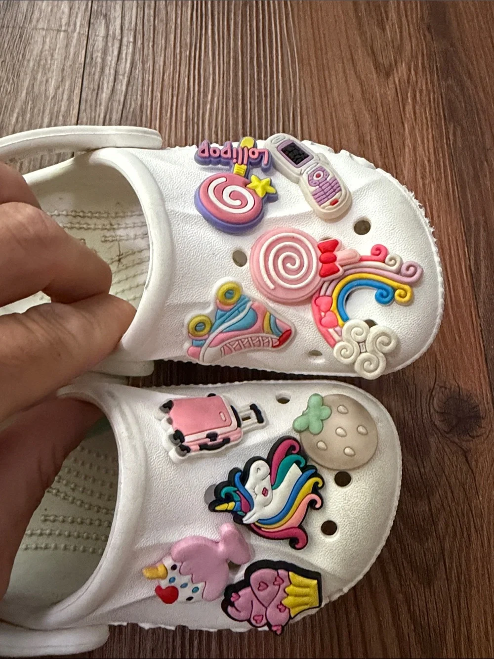 CROCS 5-Pack Summer Jibbitz Shoe Charms,infant sz.7!Good